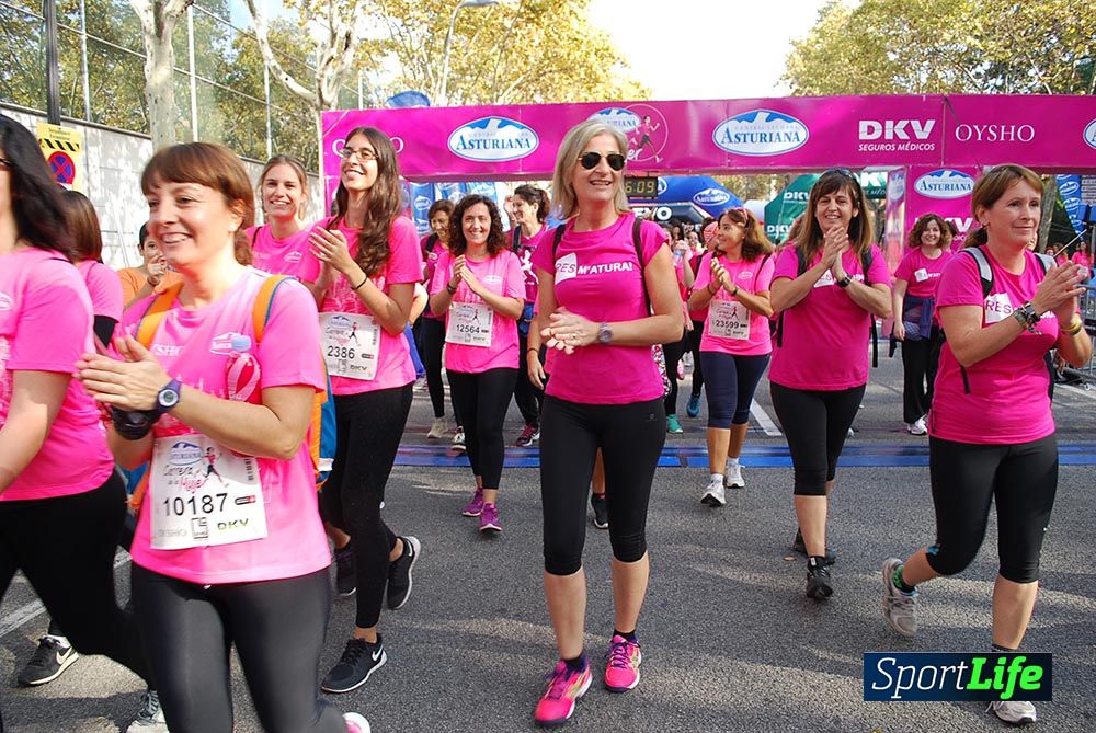 Galería Carrera de la Mujer Barcelona 2015  Arco derecho (2:04 a 2:08)