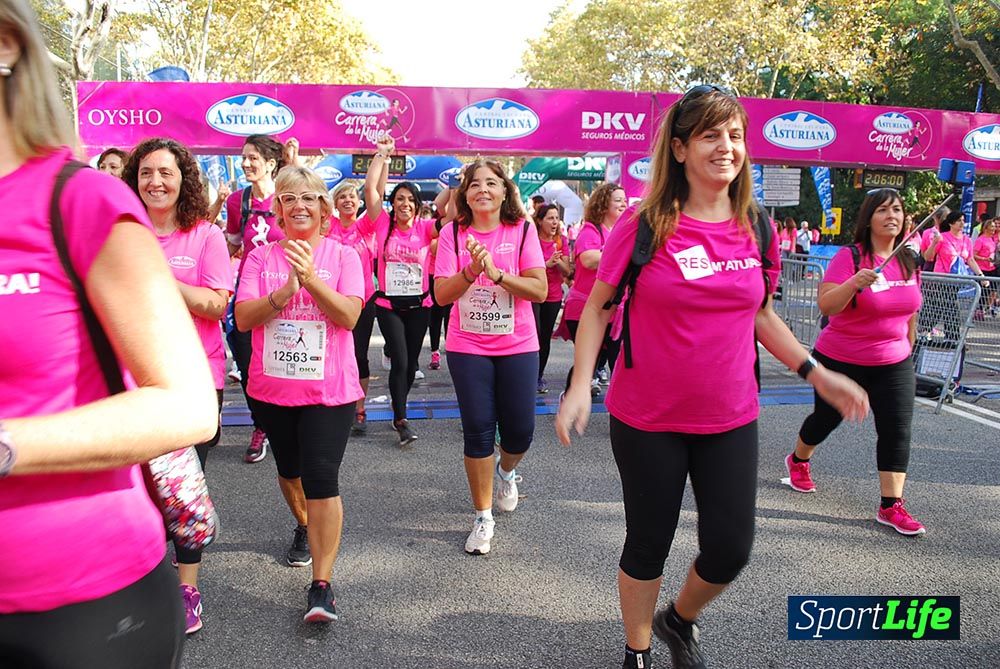 Galería Carrera de la Mujer Barcelona 2015  Arco derecho (2:04 a 2:08)