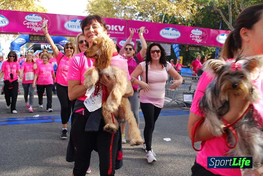 Galería Carrera de la Mujer Barcelona 2015  Arco derecho (2:04 a 2:08)
