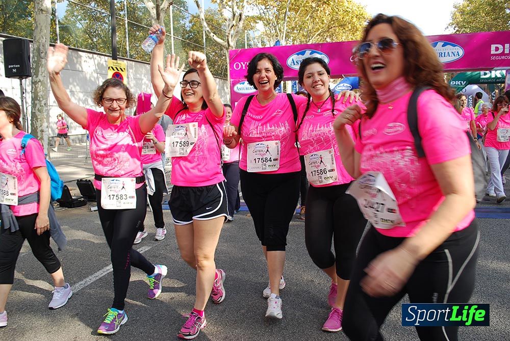 Galería Carrera de la Mujer Barcelona 2015  Arco derecho (2:04 a 2:08)