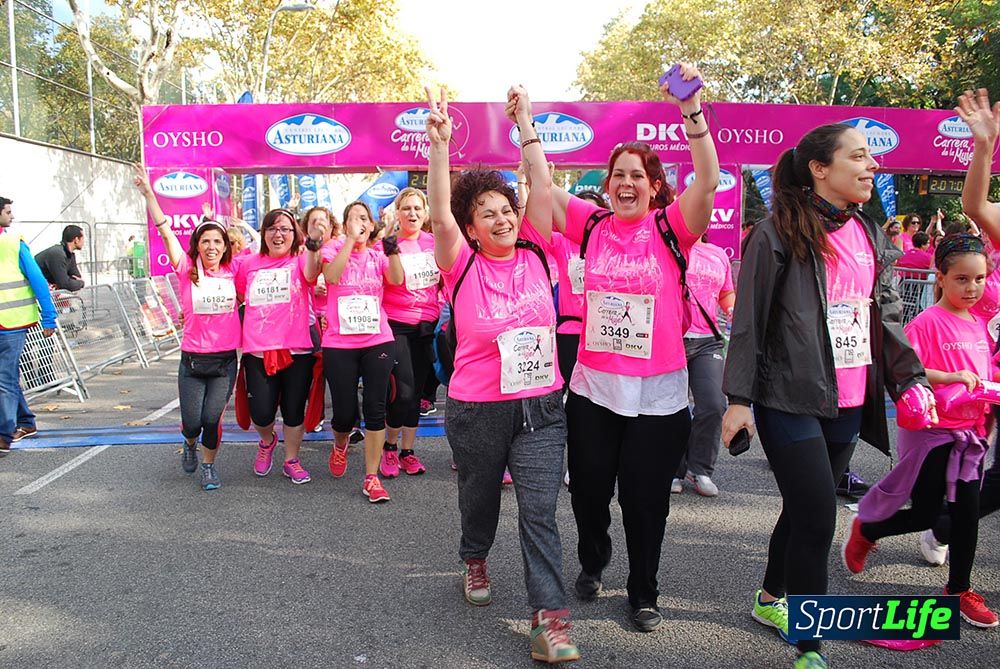 Galería Carrera de la Mujer Barcelona 2015  Arco derecho (2:04 a 2:08)