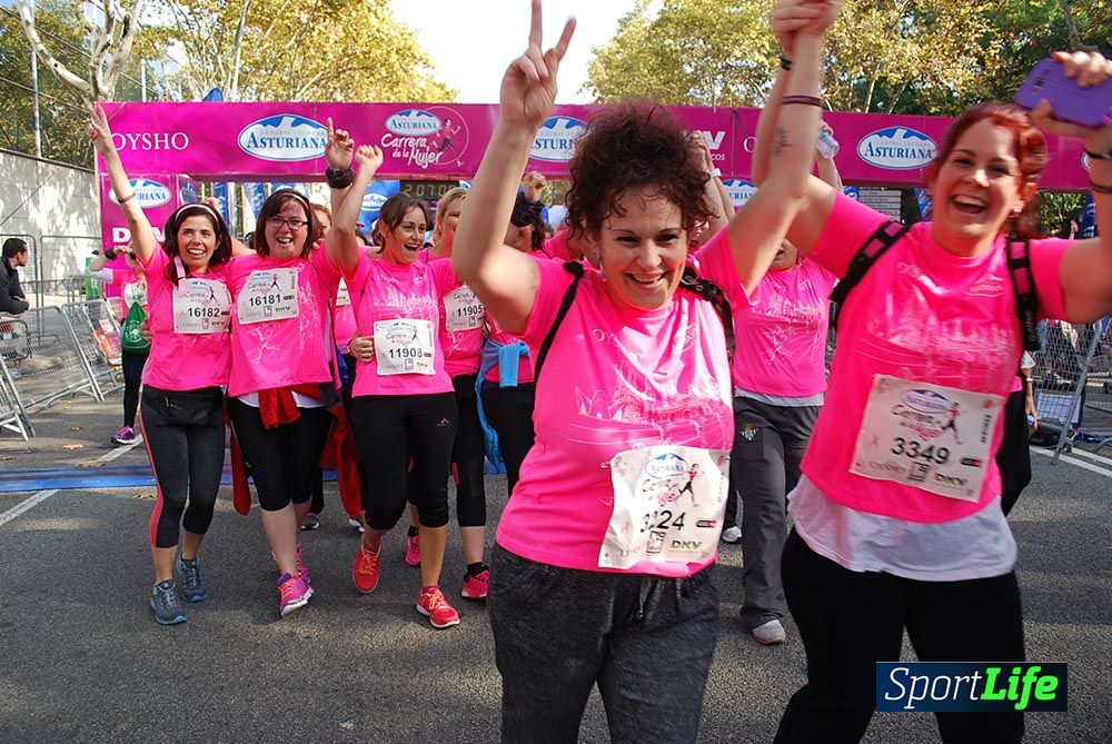 Galería Carrera de la Mujer Barcelona 2015  Arco derecho (2:04 a 2:08)