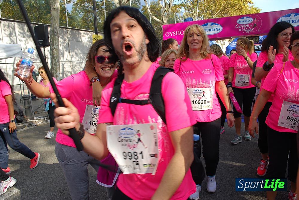 Galería Carrera de la Mujer Barcelona 2015  Arco derecho (2:04 a 2:08)