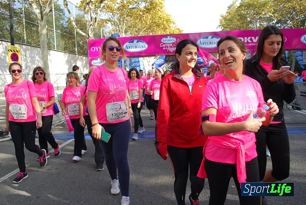Galería Carrera de la Mujer Barcelona 2015  Arco derecho (2:04 a 2:08)