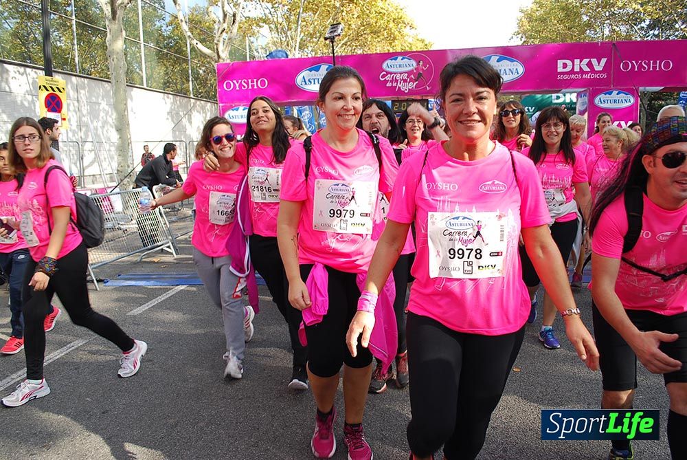 Galería Carrera de la Mujer Barcelona 2015  Arco derecho (2:04 a 2:08)