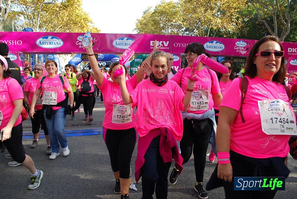 Galería Carrera de la Mujer Barcelona 2015  Arco derecho (2:04 a 2:08)