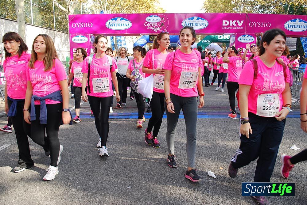 Galería Carrera de la Mujer Barcelona 2015  Arco derecho (2:04 a 2:08)