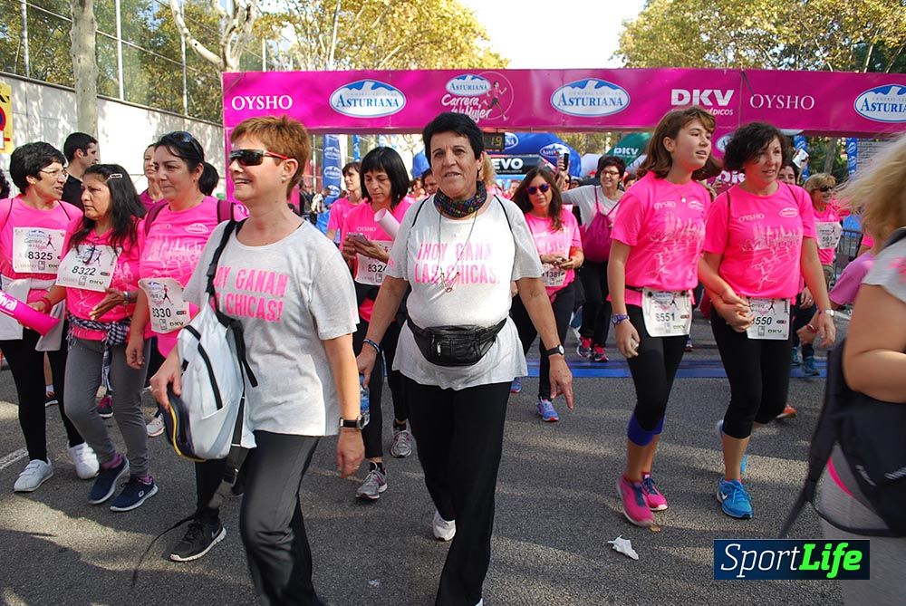 Galería Carrera de la Mujer Barcelona 2015  Arco derecho (2:04 a 2:08)