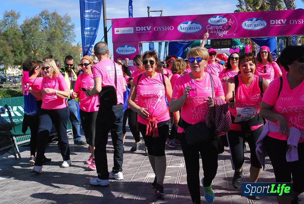 Carrera de la Mujer Valencia 2016: meta (de 01:32 a 01:41)