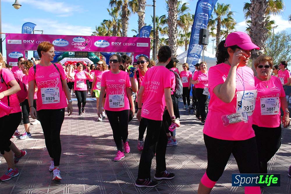 Carrera de la Mujer Valencia 2016: meta (de 01:32 a 01:41)