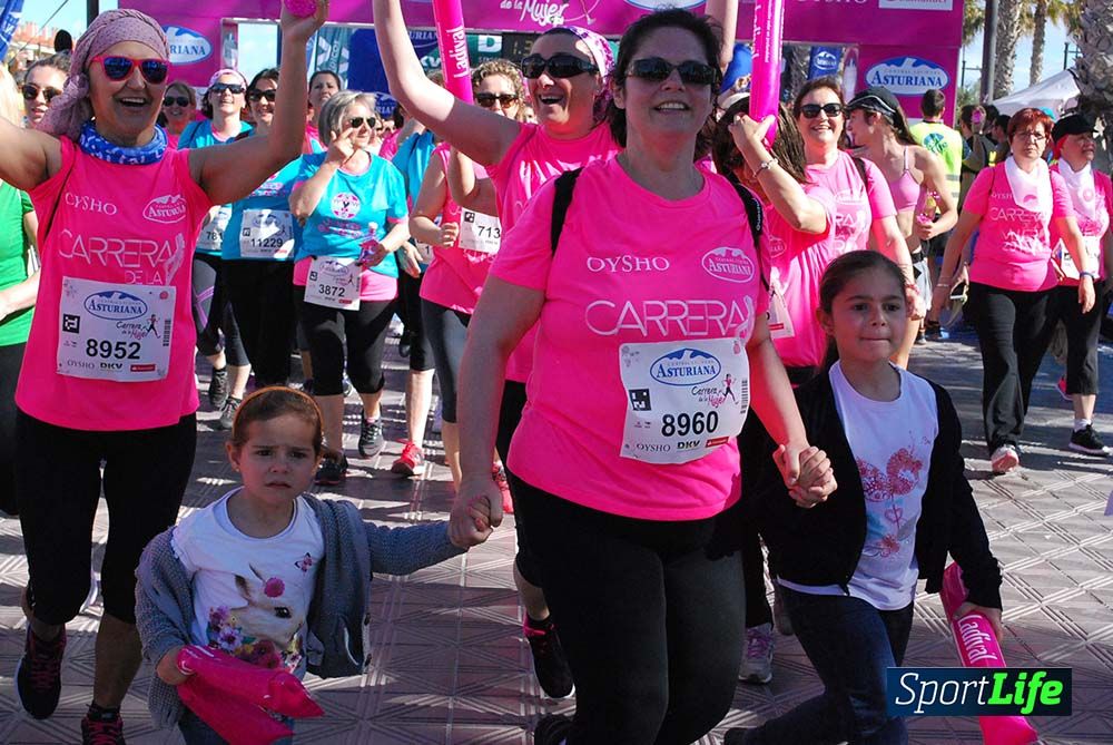 Carrera de la Mujer Valencia 2016: meta (de 01:32 a 01:41)