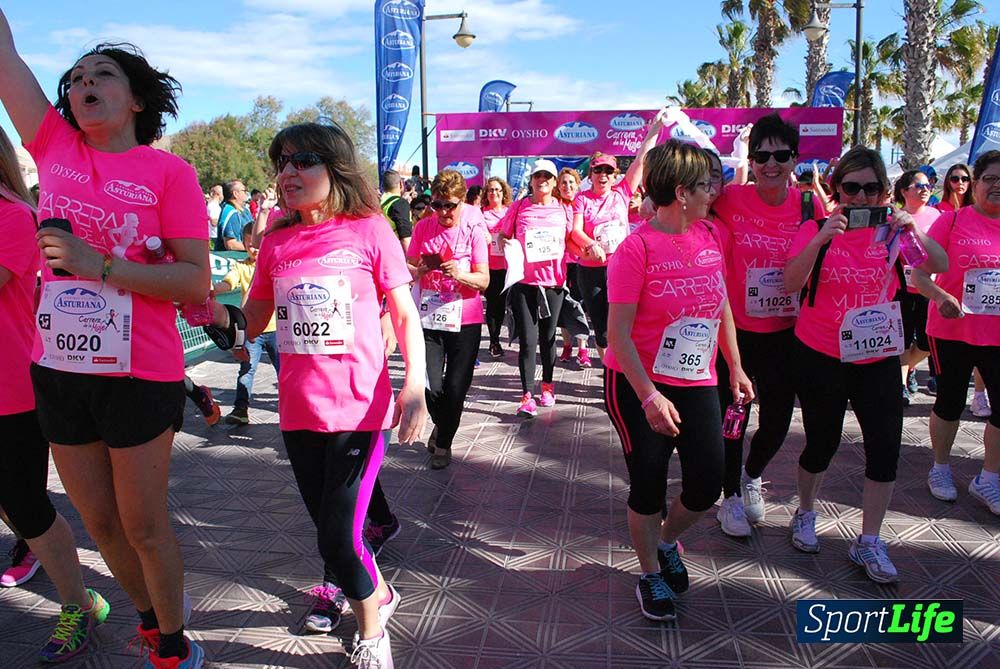 Carrera de la Mujer Valencia 2016: meta (de 01:32 a 01:41)
