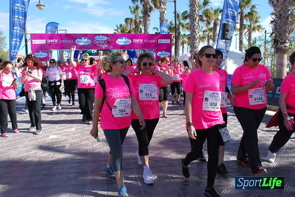 Carrera de la Mujer Valencia 2016: meta (de 01:32 a 01:41)