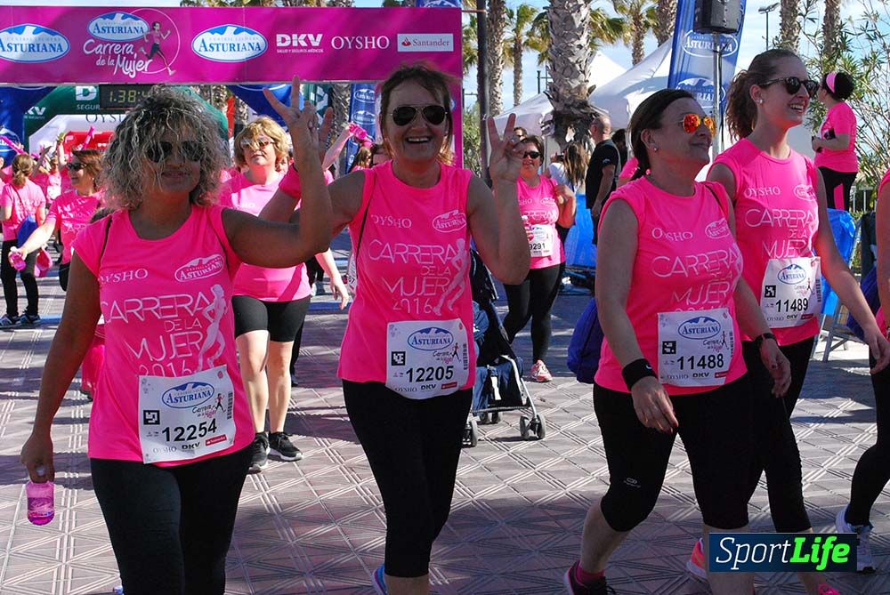 Carrera de la Mujer Valencia 2016: meta (de 01:32 a 01:41)