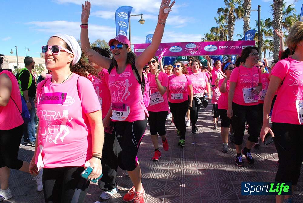 Carrera de la Mujer Valencia 2016: meta (de 01:32 a 01:41)