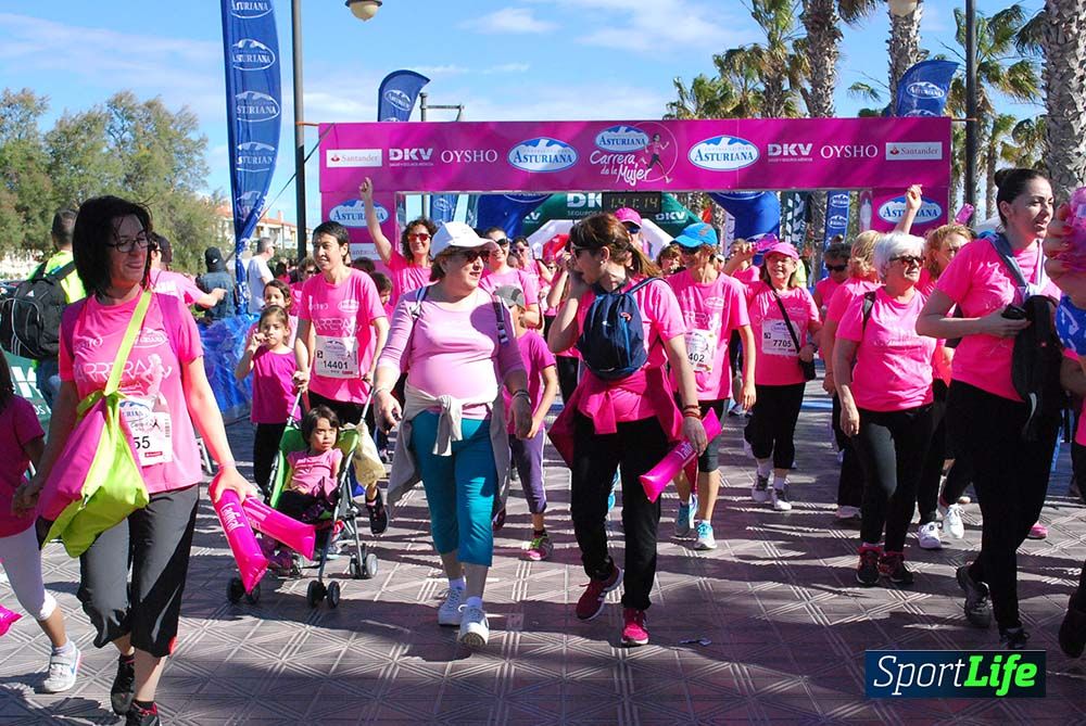 Carrera de la Mujer Valencia 2016: meta (de 01:32 a 01:41)