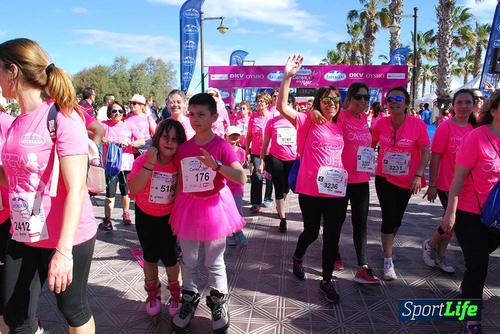 Carrera de la Mujer Valencia 2016: meta (de 01:32 a 01:41)