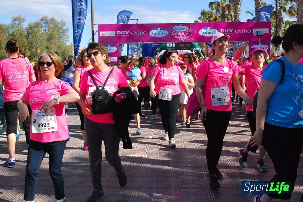 Carrera de la Mujer Valencia 2016: meta (de 01:32 a 01:41)