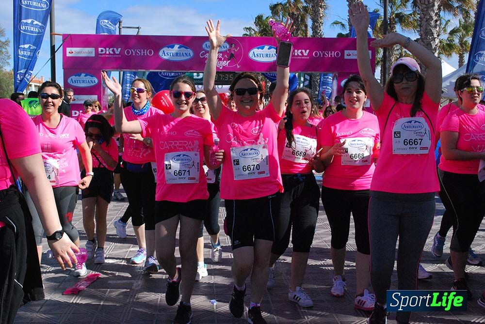 Carrera de la Mujer Valencia 2016: meta (de 01:32 a 01:41)