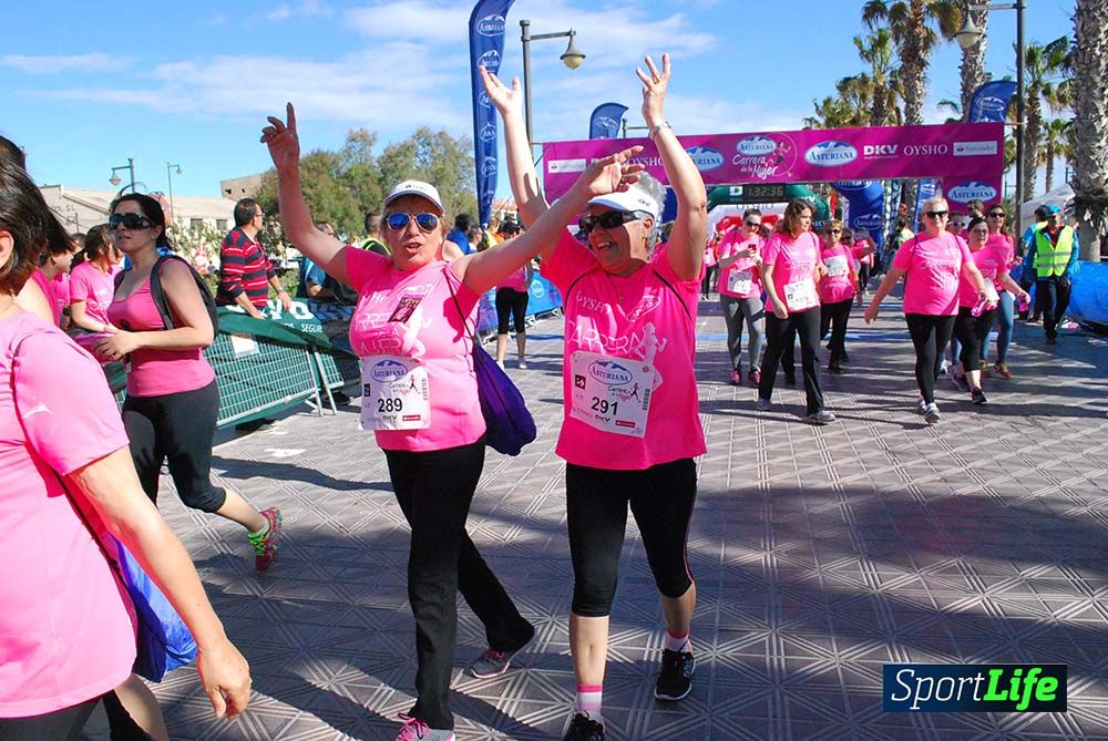 Carrera de la Mujer Valencia 2016: meta (de 01:32 a 01:41)