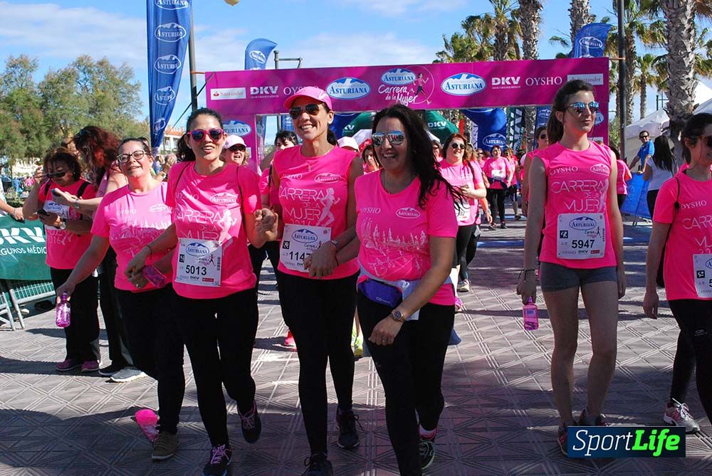 Carrera de la Mujer Valencia 2016: meta (de 01:32 a 01:41)