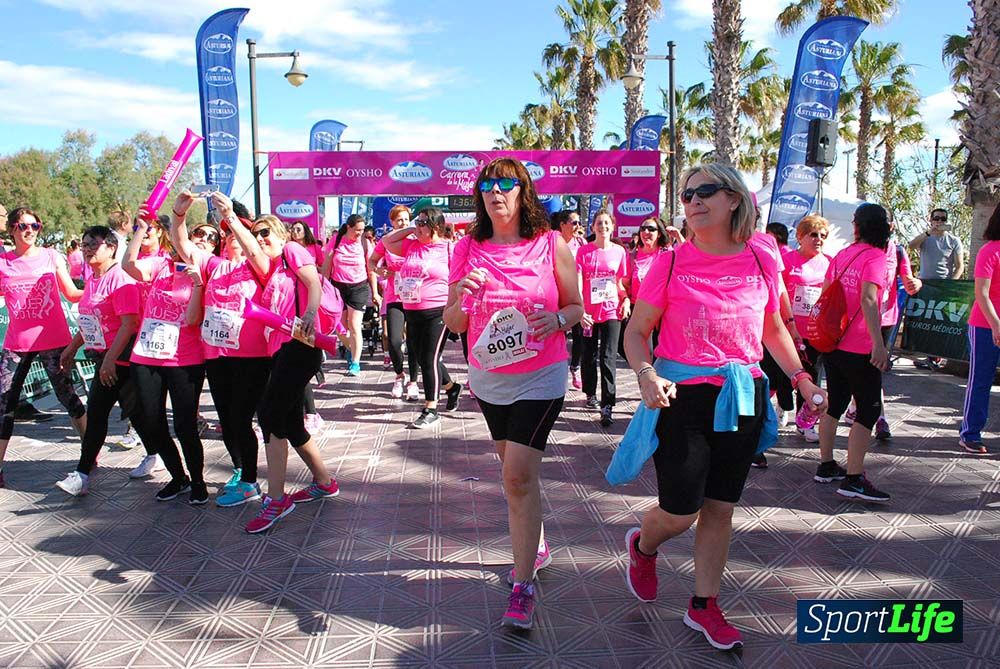 Carrera de la Mujer Valencia 2016: meta (de 01:32 a 01:41)