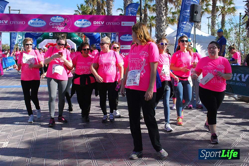 Carrera de la Mujer Valencia 2016: meta (de 01:32 a 01:41)