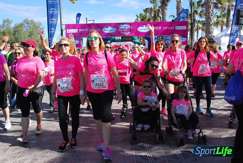 Carrera de la Mujer Valencia 2016: meta (de 01:32 a 01:41)
