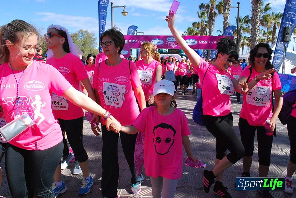 Carrera de la Mujer Valencia 2016: meta (de 01:32 a 01:41)