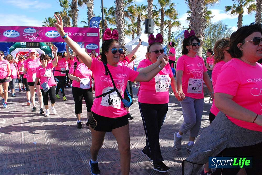 Carrera de la Mujer Valencia 2016: meta (de 01:32 a 01:41)