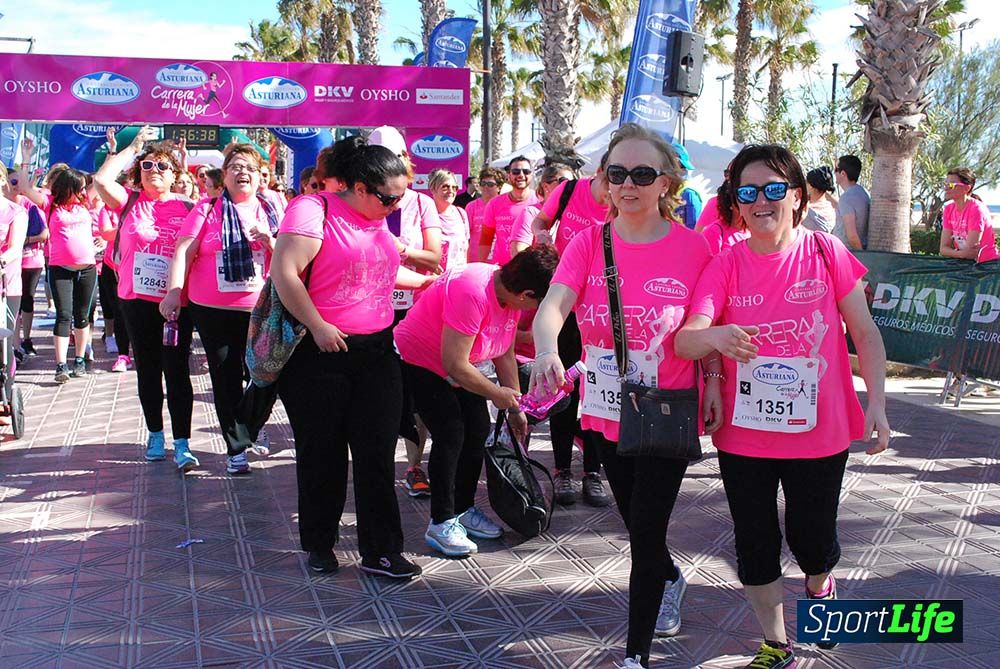 Carrera de la Mujer Valencia 2016: meta (de 01:32 a 01:41)