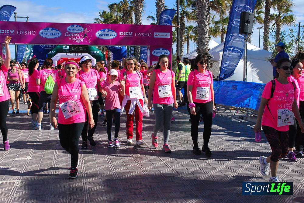 Carrera de la Mujer Valencia 2016: meta (de 01:32 a 01:41)