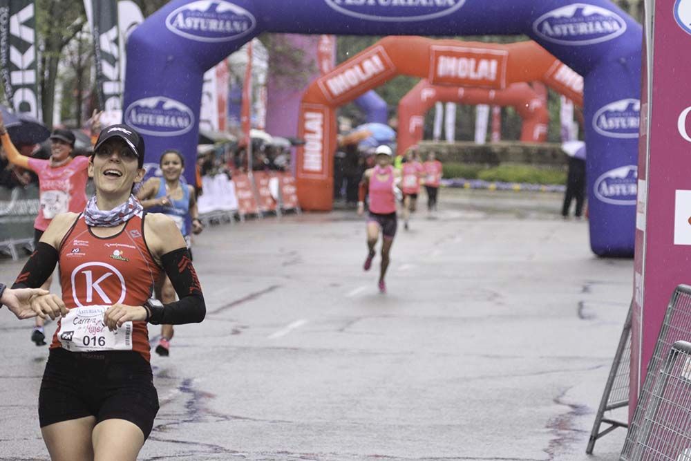 Carrera de la Mujer Madrid Meta 8 arco izquierdo de 9.20 a 9.35