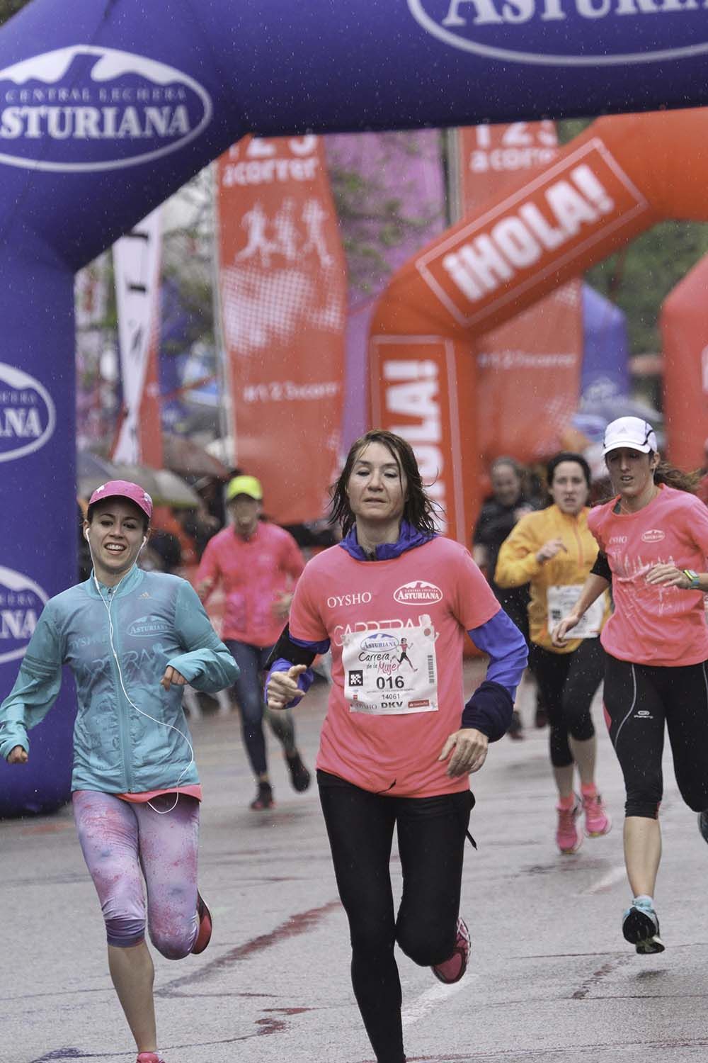 Carrera de la Mujer Madrid Meta 8 arco izquierdo de 9.20 a 9.35