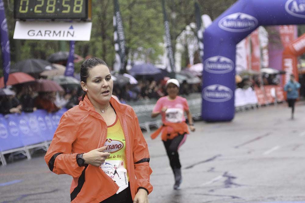 Carrera de la Mujer Madrid Meta 8 arco izquierdo de 9.20 a 9.35