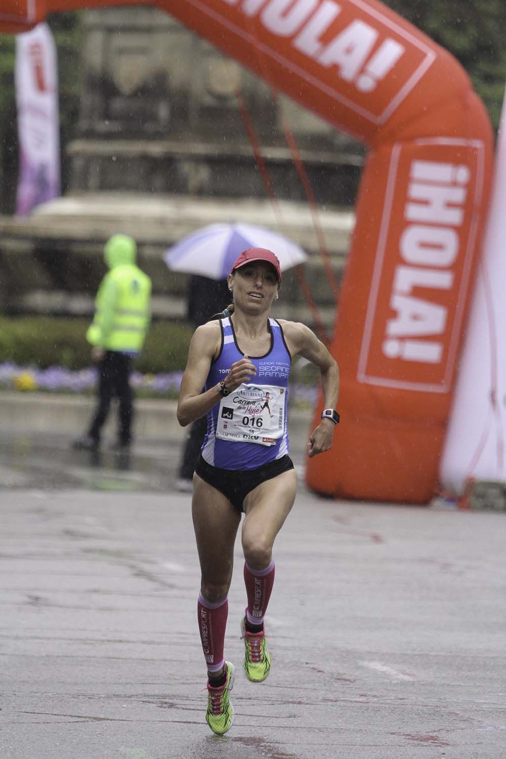 Carrera de la Mujer Madrid Meta 8 arco izquierdo de 9.20 a 9.35