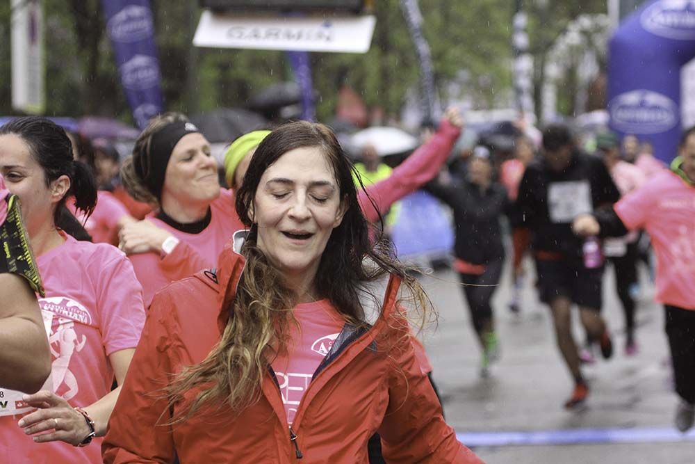 Carrera de la Mujer Madrid Meta 8 arco izquierdo de 9.20 a 9.35