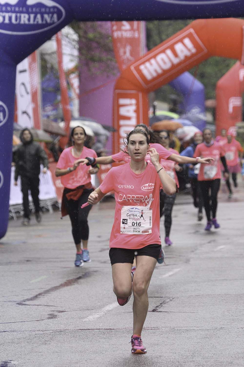 Carrera de la Mujer Madrid Meta 8 arco izquierdo de 9.20 a 9.35