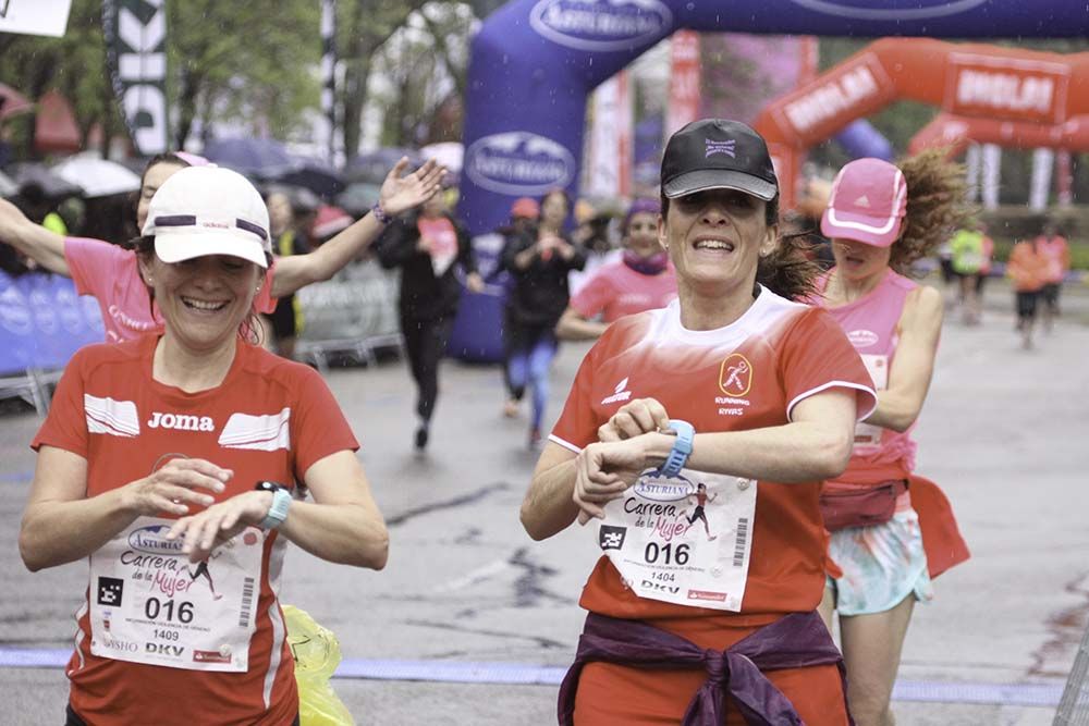 Carrera de la Mujer Madrid Meta 8 arco izquierdo de 9.20 a 9.35