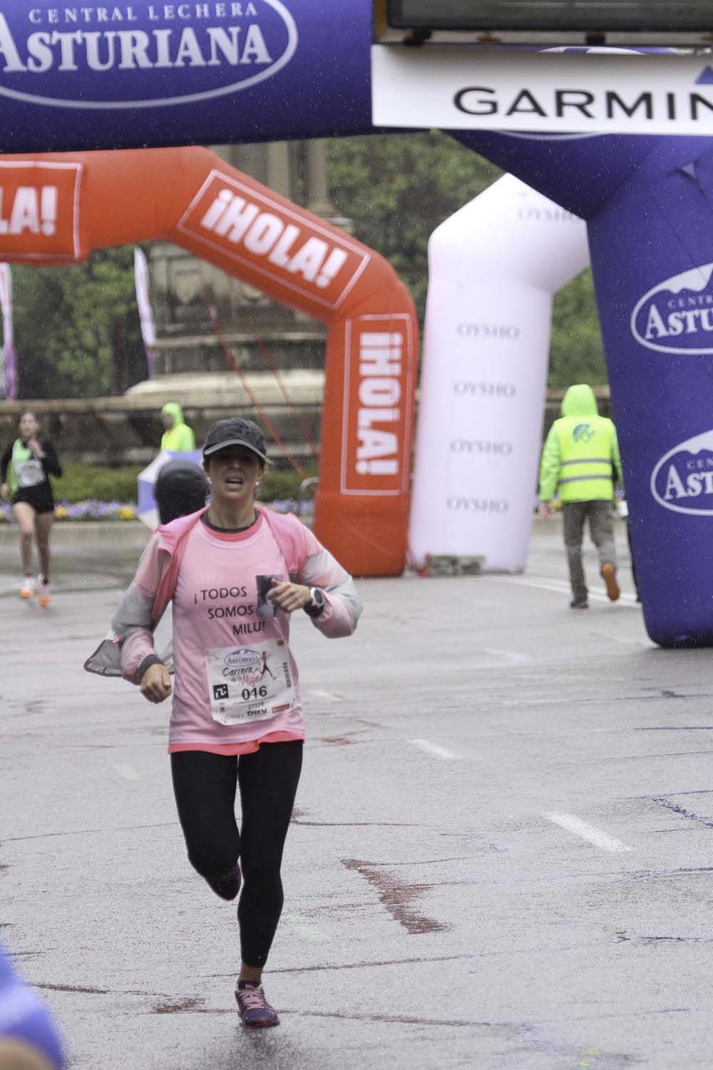 Carrera de la Mujer Madrid Meta 8 arco izquierdo de 9.20 a 9.35