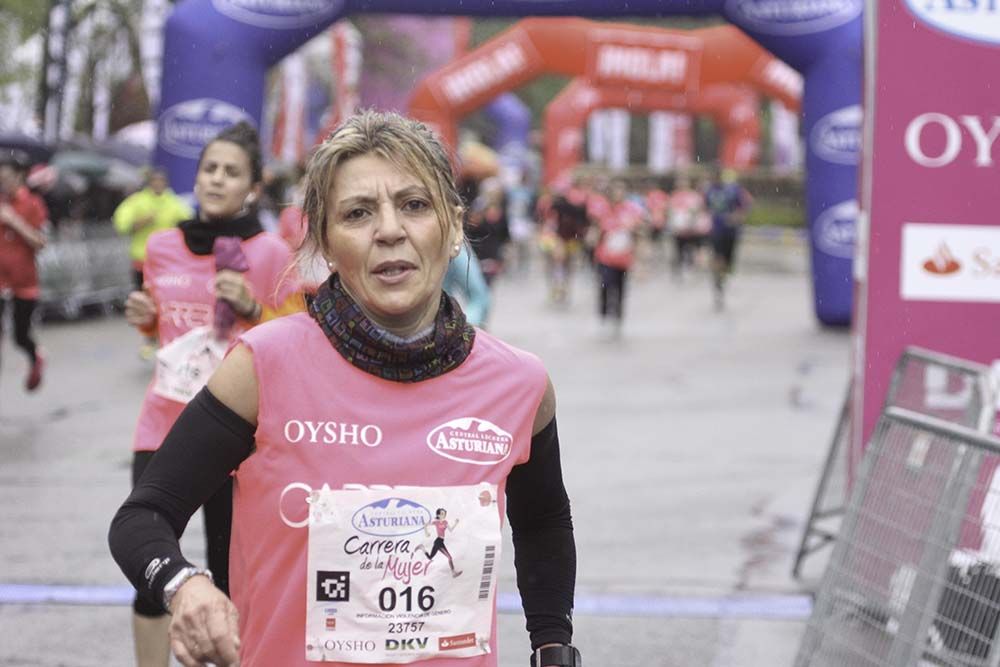 Carrera de la Mujer Madrid Meta 8 arco izquierdo de 9.20 a 9.35