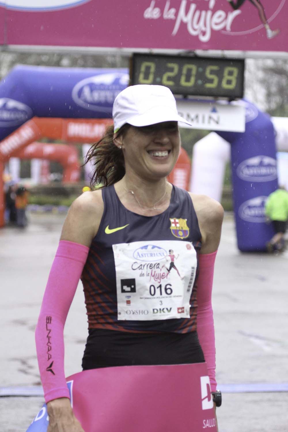 Carrera de la Mujer Madrid Meta 8 arco izquierdo de 9.20 a 9.35