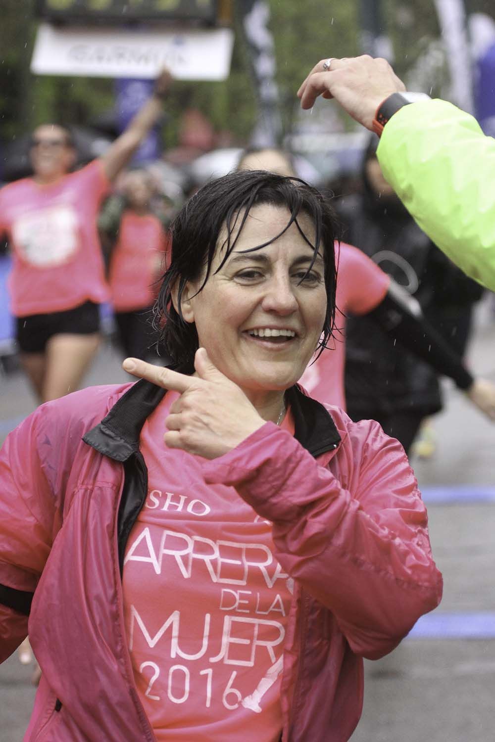 Carrera de la Mujer Madrid Meta 8 arco izquierdo de 9.20 a 9.35