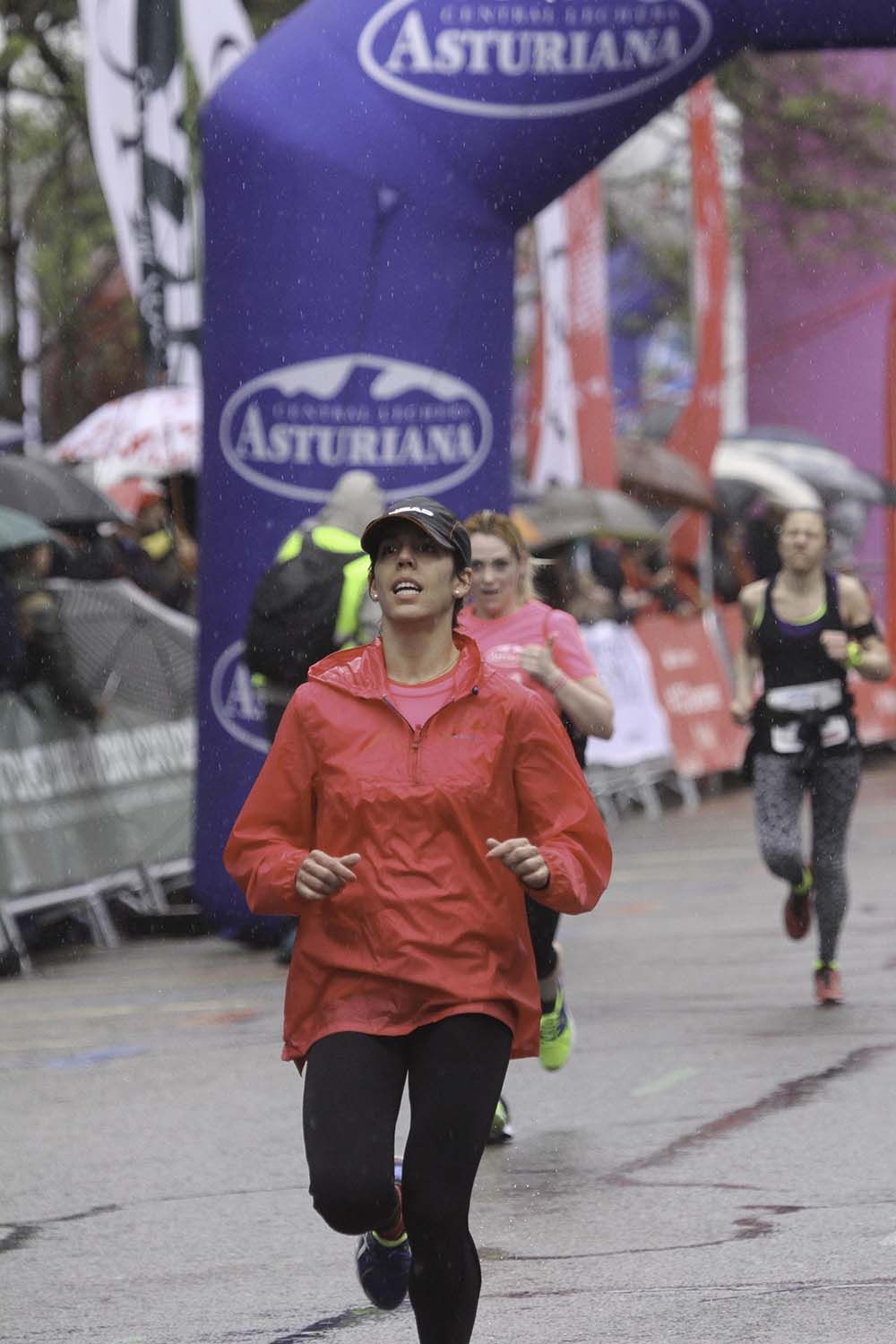 Carrera de la Mujer Madrid Meta 8 arco izquierdo de 9.20 a 9.35