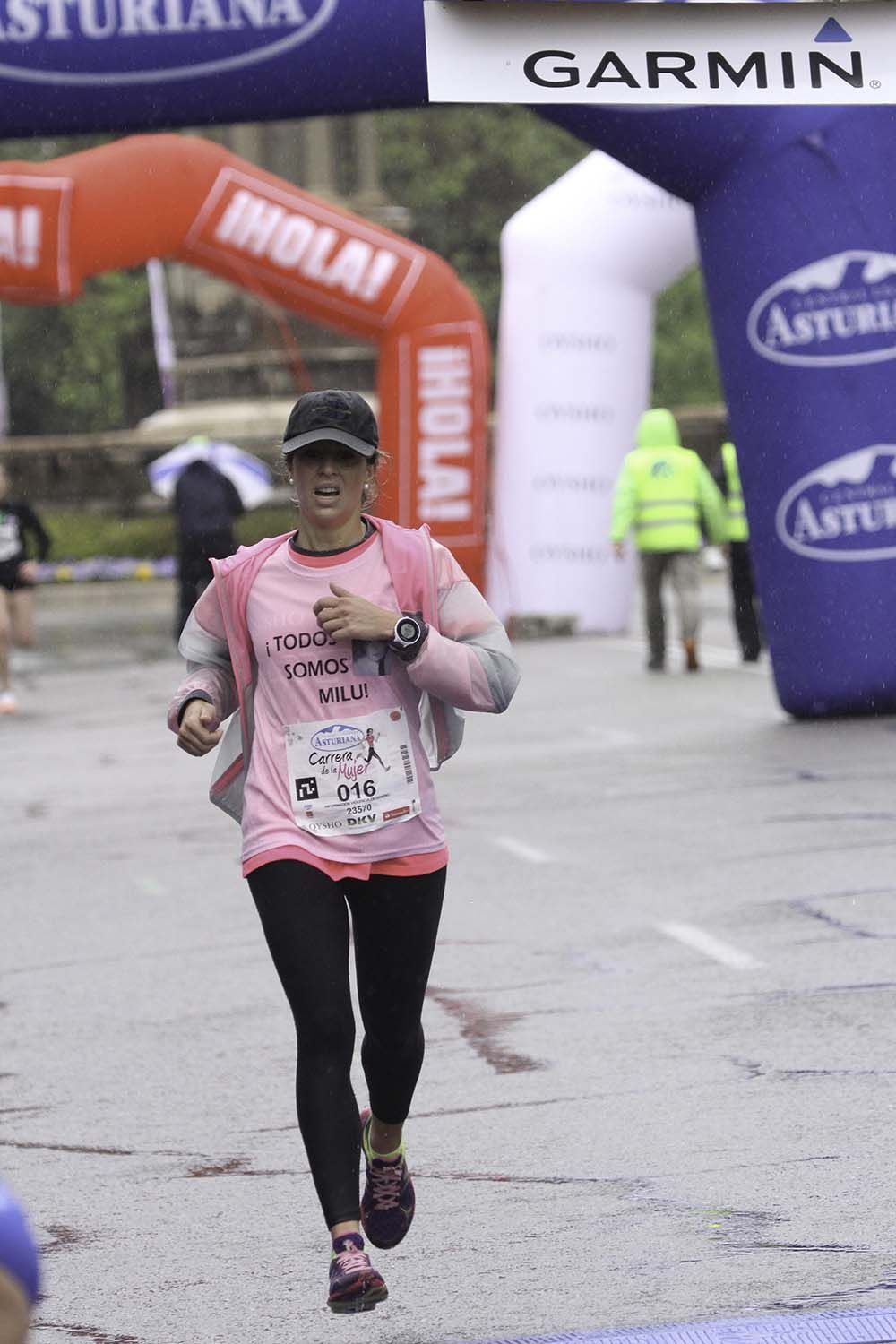 Carrera de la Mujer Madrid Meta 8 arco izquierdo de 9.20 a 9.35
