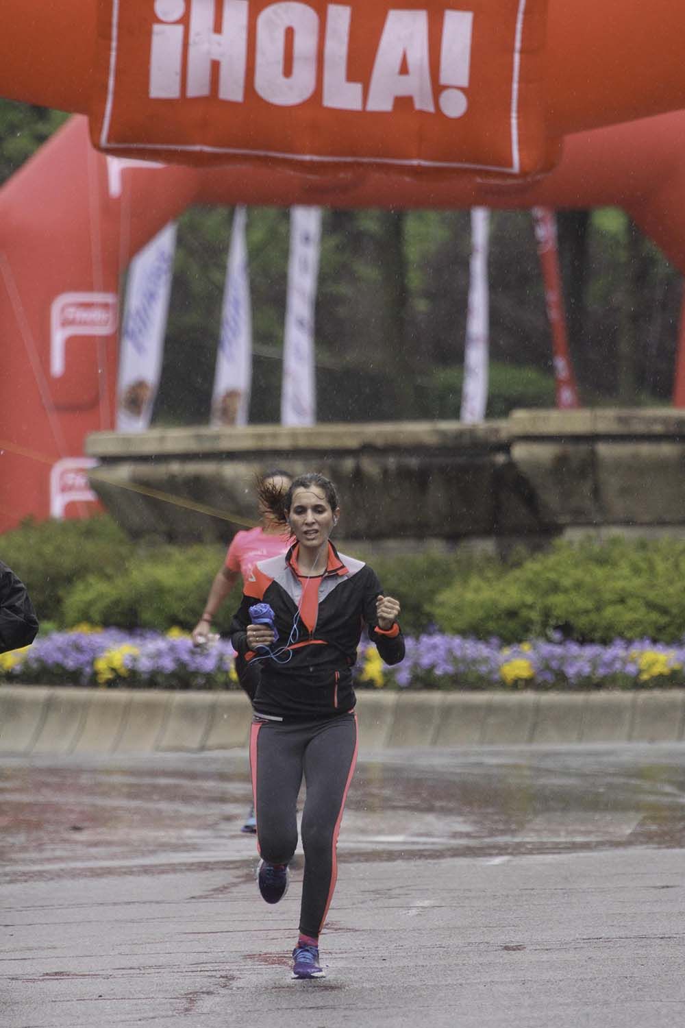 Carrera de la Mujer Madrid Meta 8 arco izquierdo de 9.20 a 9.35