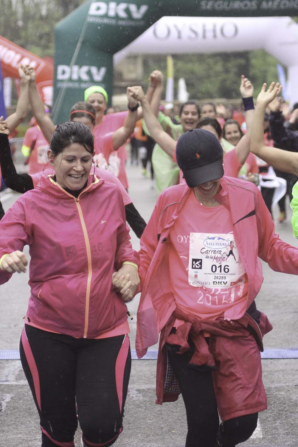 Carrera de la Mujer Madrid meta 9 Arco Izquierdo de 9.35 a 9.48
