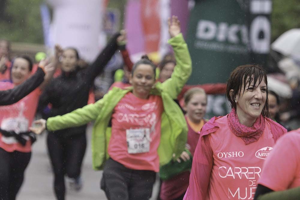 Carrera de la Mujer Madrid meta 9 Arco Izquierdo de 9.35 a 9.48