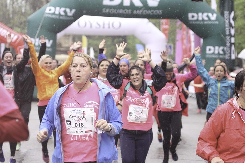 Carrera de la Mujer Madrid meta 9 Arco Izquierdo de 9.35 a 9.48