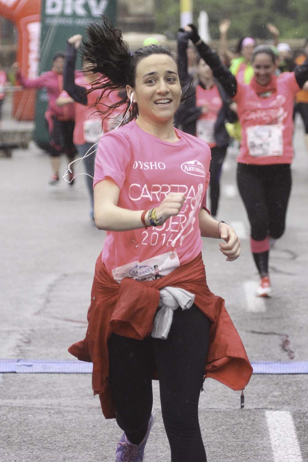 Carrera de la Mujer Madrid meta 9 Arco Izquierdo de 9.35 a 9.48